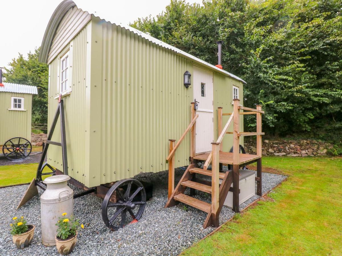 Shepherds Hut - The Crook Milford Haven Kültér fotó